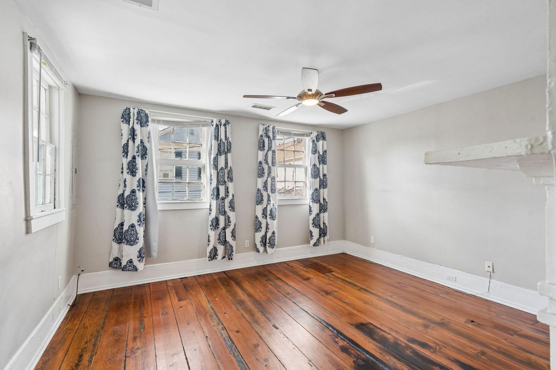 20 Amherst Street Photo 19