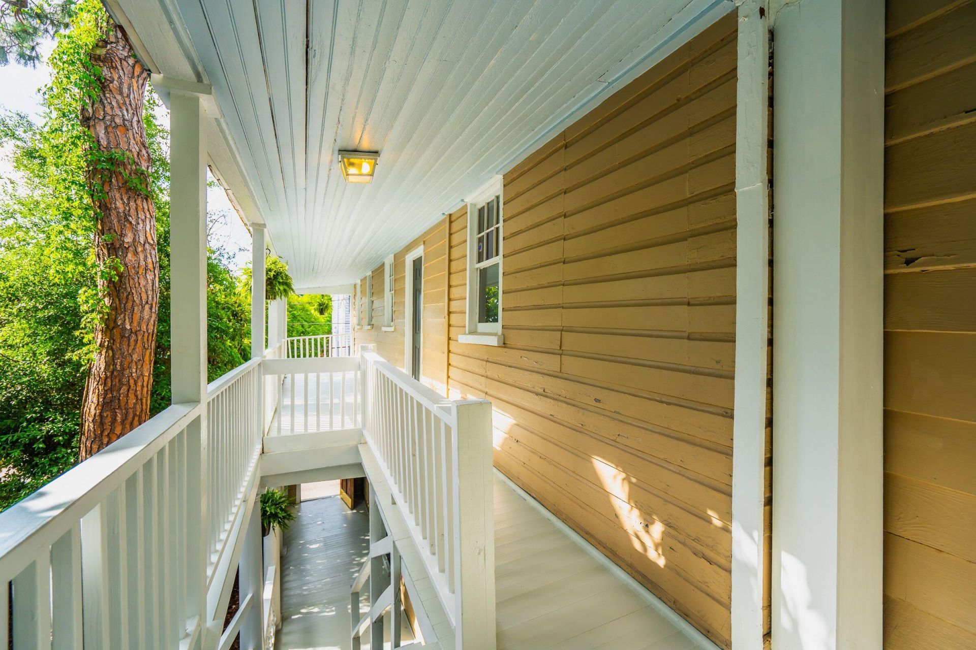 20 Amherst Street Photo 6