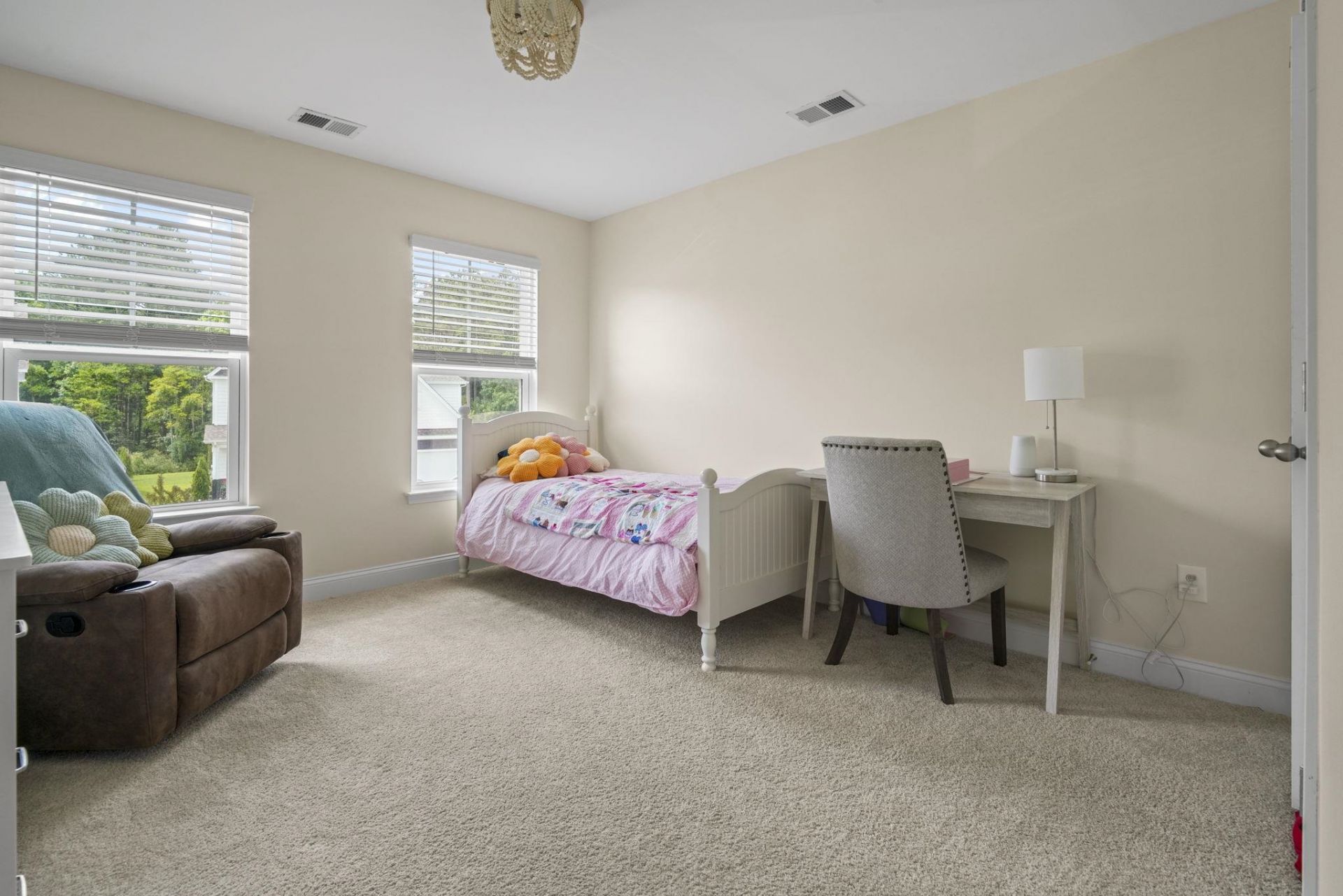 4550 Lady Slipper Dr. Photo 20