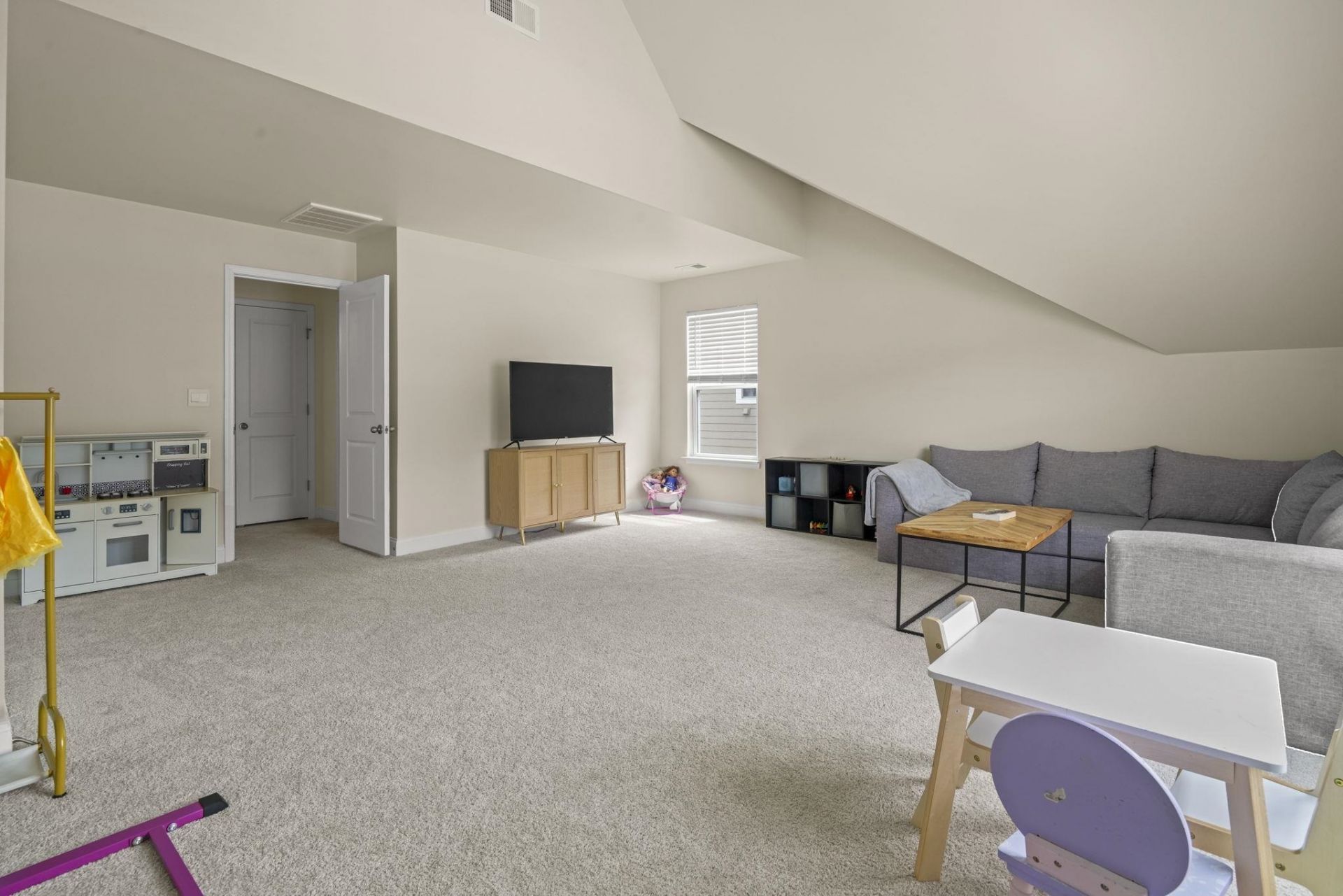 4550 Lady Slipper Dr. Photo 23