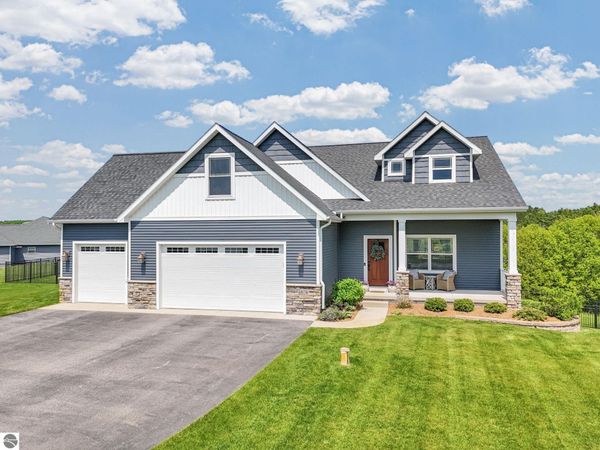 6878 Coyote View Court, Traverse City, MI 49685