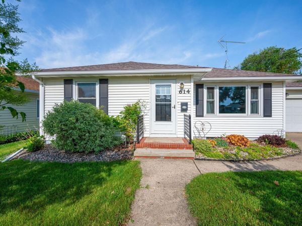 614 Highland Avenue, Fairmont, MN 56031