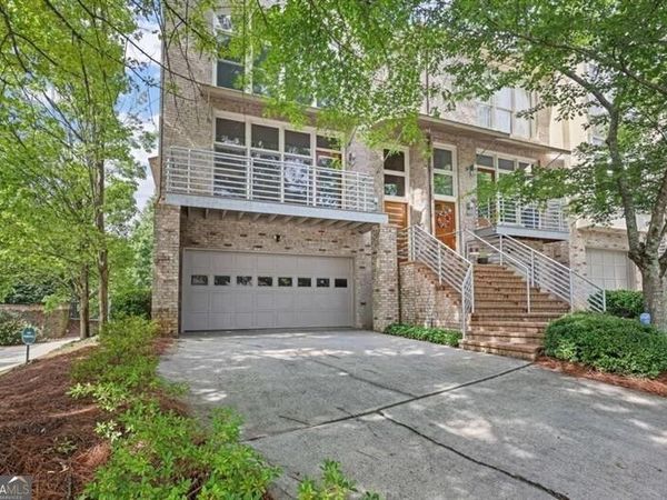 1337 Peachtree View, Brookhaven, GA 30319