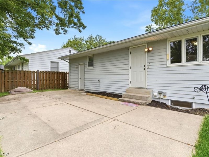 537 Randall Road , Elyria, OH 44035 Photo 39