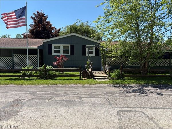 8701 Mayfield Road, Unit 148, Chesterland, OH 44026