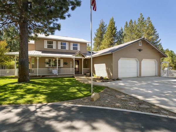 51445 Ash Road, La Pine, OR 97739