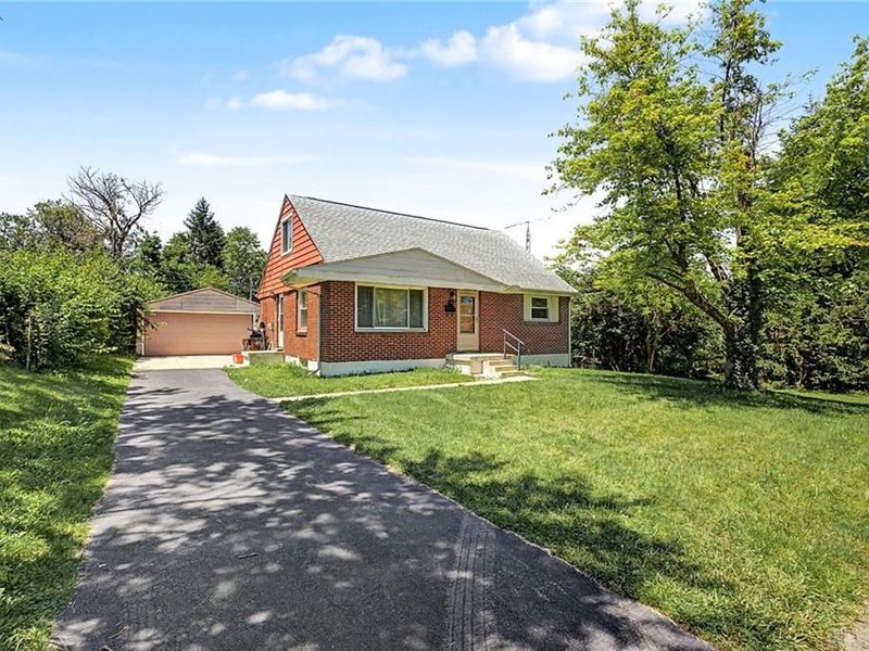 757 Spinning Road, Riverside, OH 45431 Photo 2