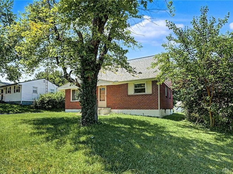 757 Spinning Road, Riverside, OH 45431 Photo 3