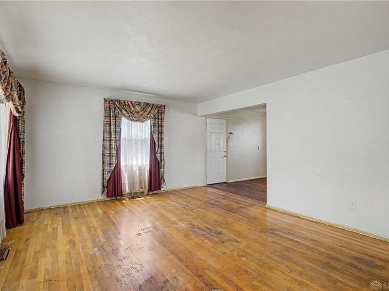 757 Spinning Road, Riverside, OH 45431 Photo 6