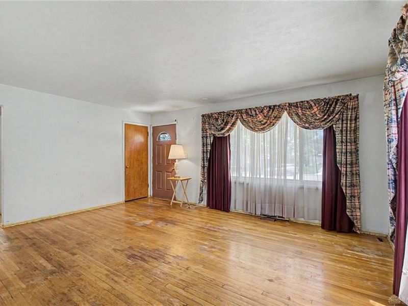 757 Spinning Road, Riverside, OH 45431 Photo 7