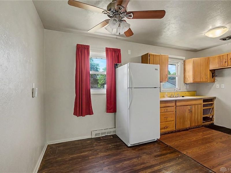 757 Spinning Road, Riverside, OH 45431 Photo 8