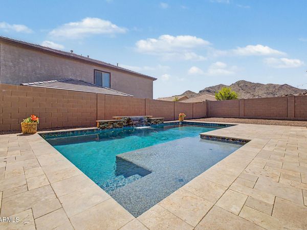 2528 N 212TH Drive, Buckeye, AZ 85396