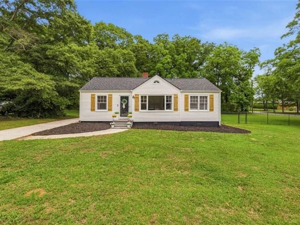 186 S Forest Avenue S, Social Circle, GA 30025