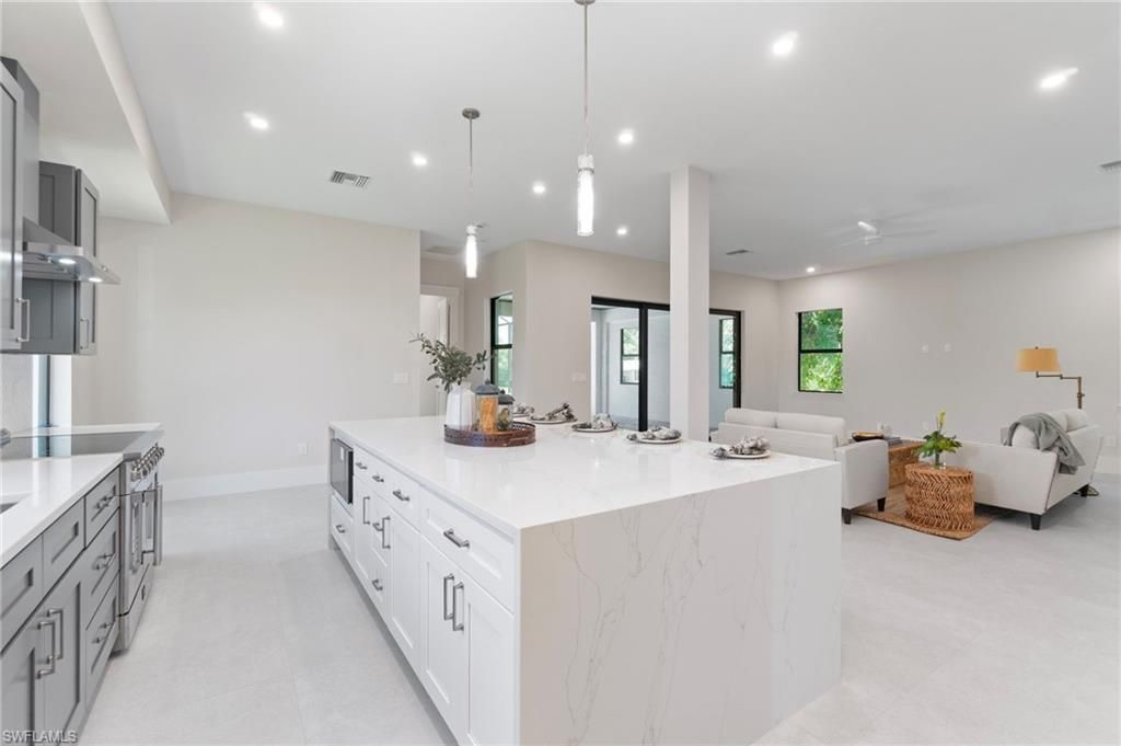 2769 Van Buren Ave, Naples, FL 34112 Photo