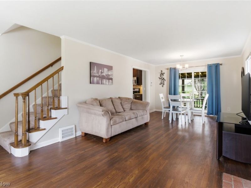 430 Canterbury Road , Bay Village, OH 44140 Photo 12