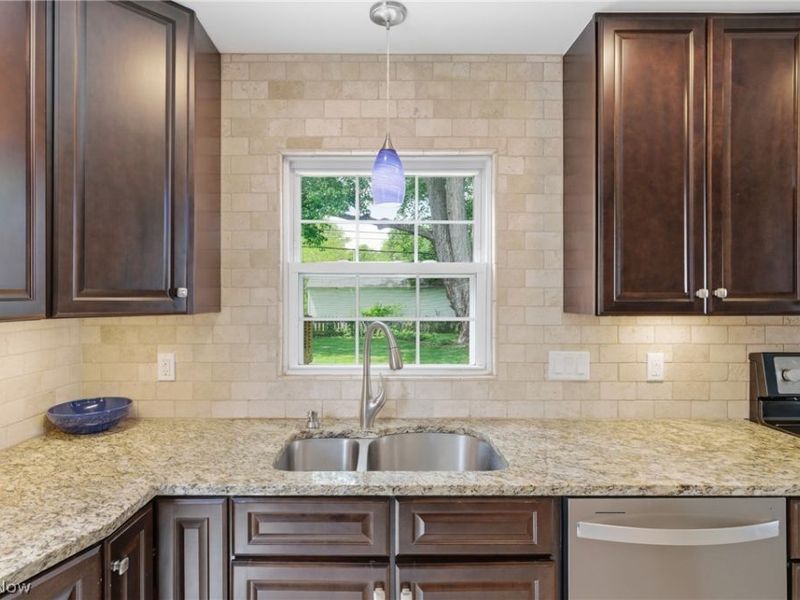 430 Canterbury Road , Bay Village, OH 44140 Photo 19