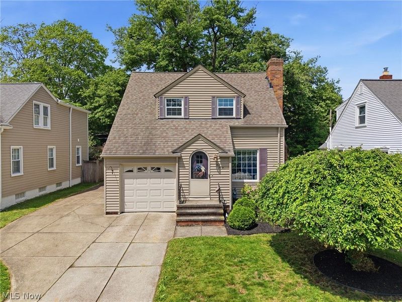 430 Canterbury Road , Bay Village, OH 44140 Photo 2