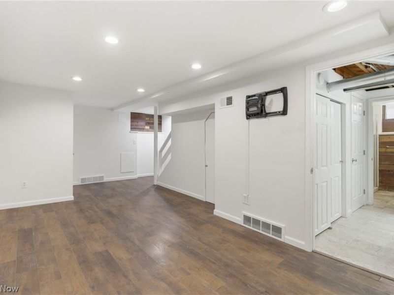 430 Canterbury Road , Bay Village, OH 44140 Photo 33