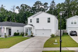 323 Saddlewood Drive photo 4