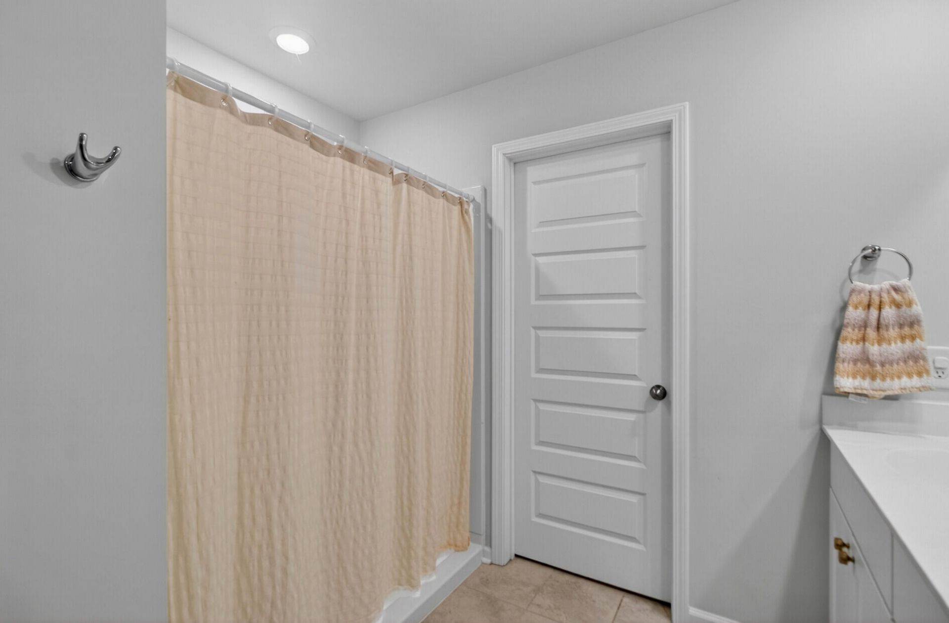 323 Saddlewood Drive Photo 29