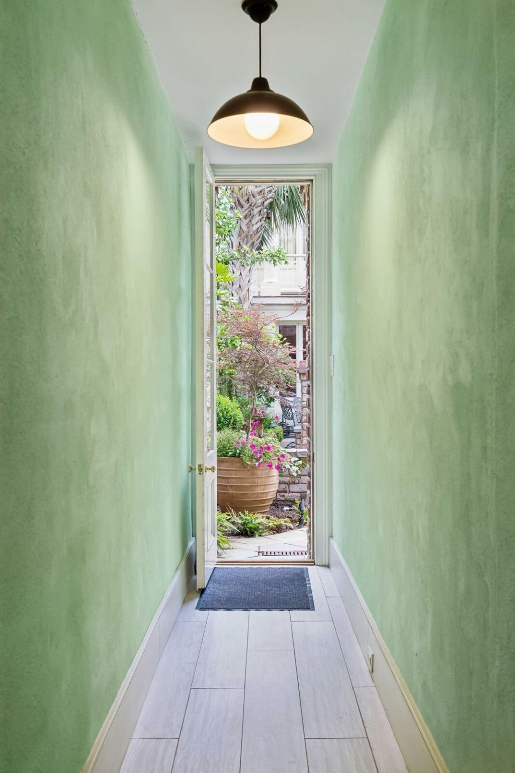 17 Tradd Street Photo 56
