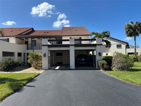 760 AVENIDA ESTANCIA , Unit 217, VENICE, FL 34292