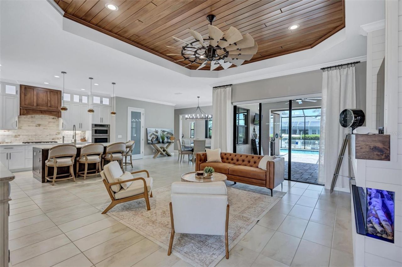 591 Mast Drive, Bradenton, FL 34208 Photo