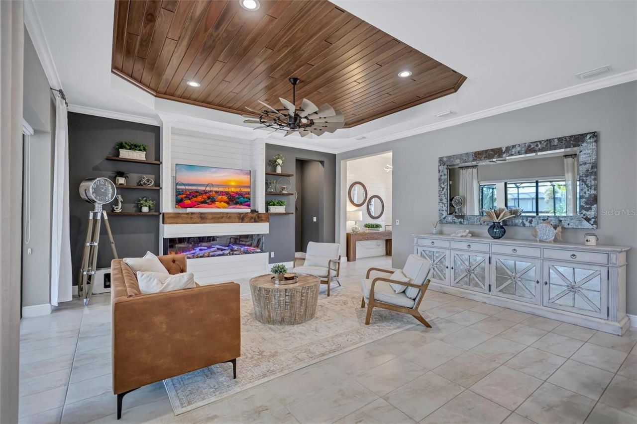 591 Mast Drive, Bradenton, FL 34208 Photo