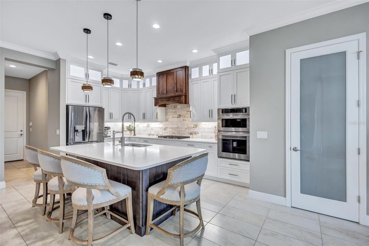 591 Mast Drive, Bradenton, FL 34208 Photo