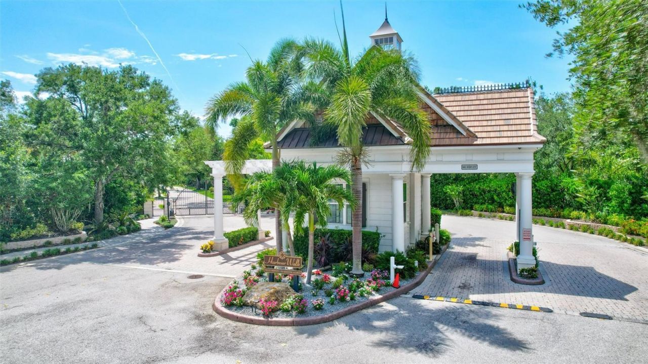 591 Mast Drive, Bradenton, FL 34208 Photo