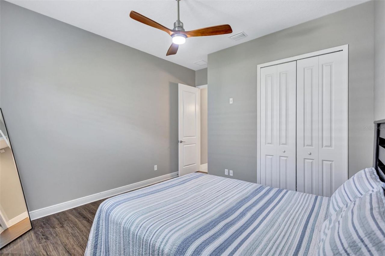 591 Mast Drive, Bradenton, FL 34208 Photo