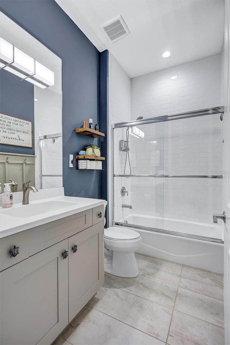 591 Mast Drive, Bradenton, FL 34208 Photo