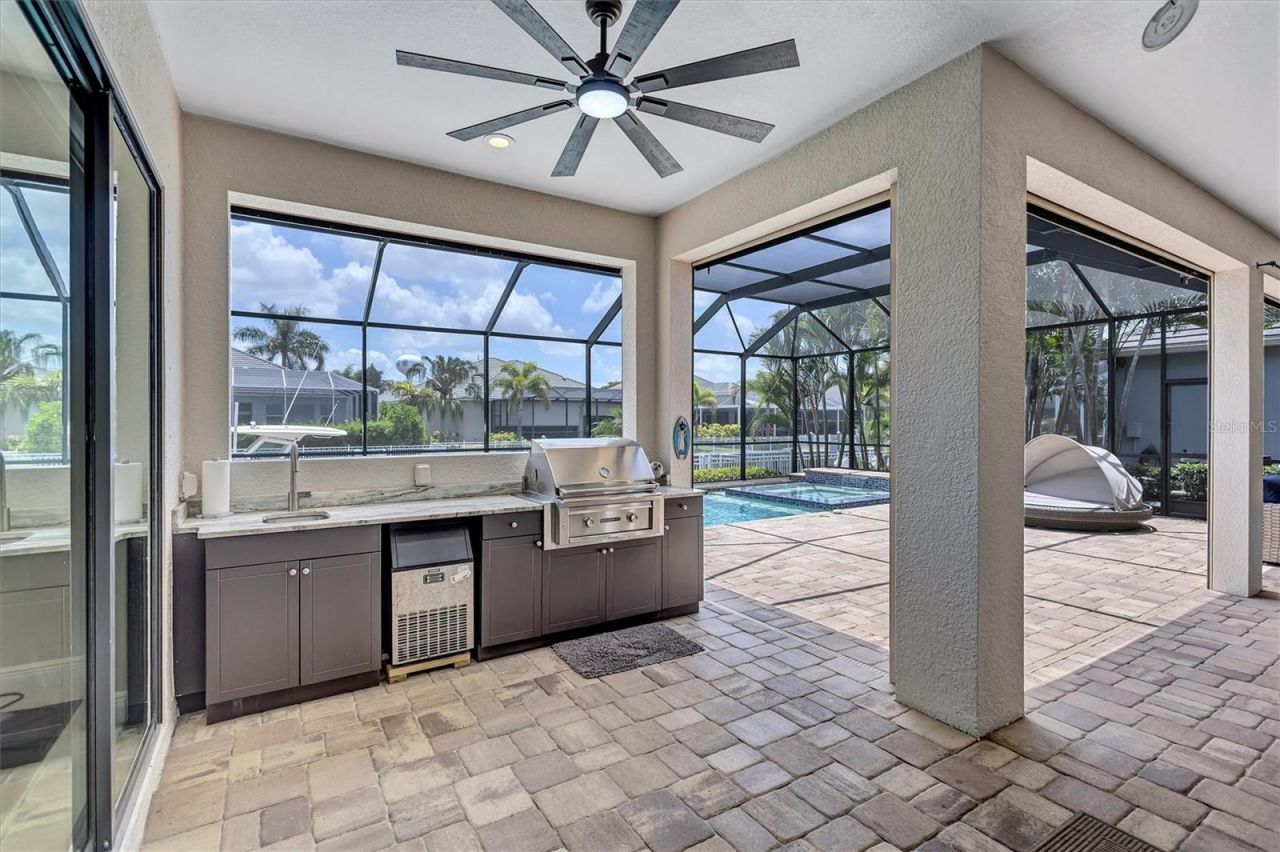 591 Mast Drive, Bradenton, FL 34208 Photo