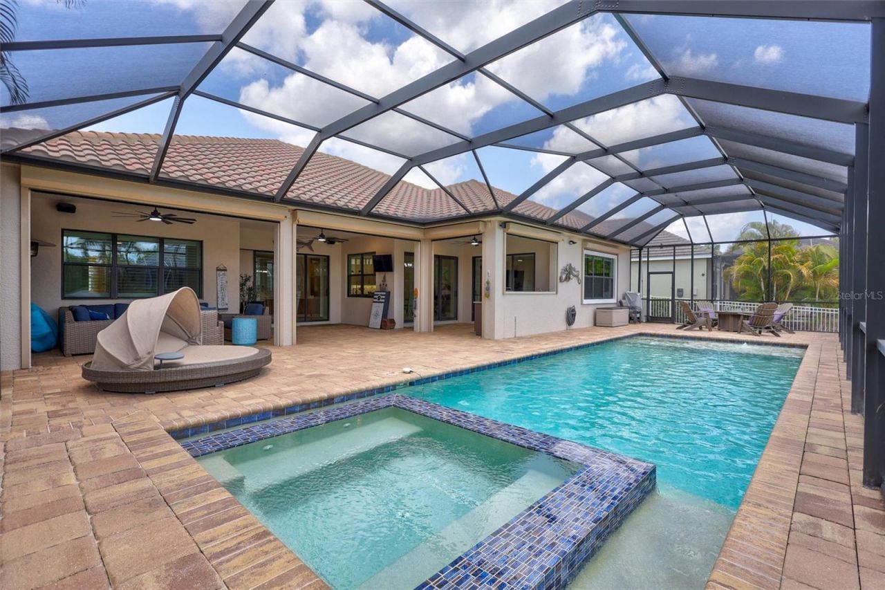 591 Mast Drive, Bradenton, FL 34208 Photo