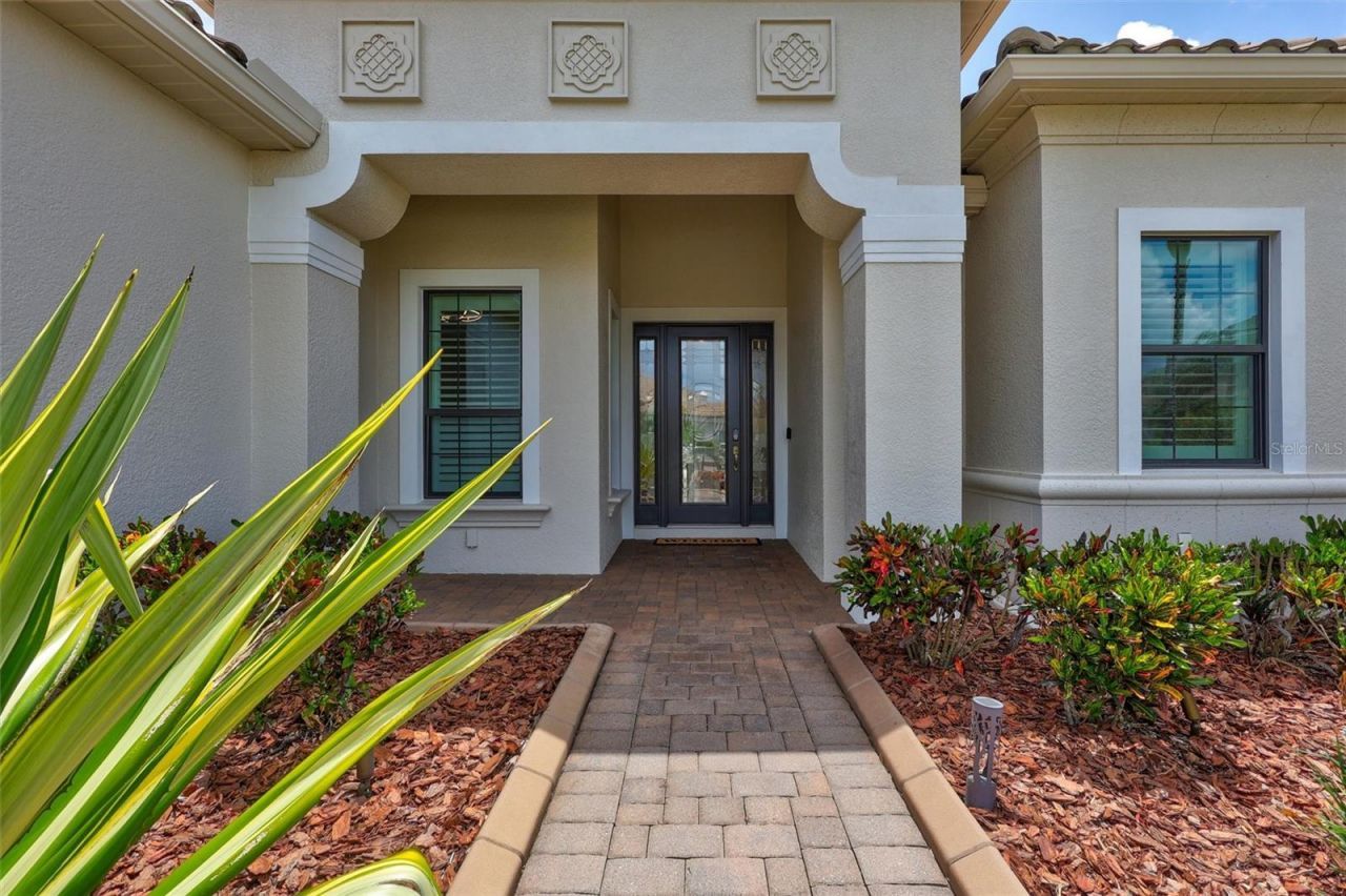 591 Mast Drive, Bradenton, FL 34208 Photo