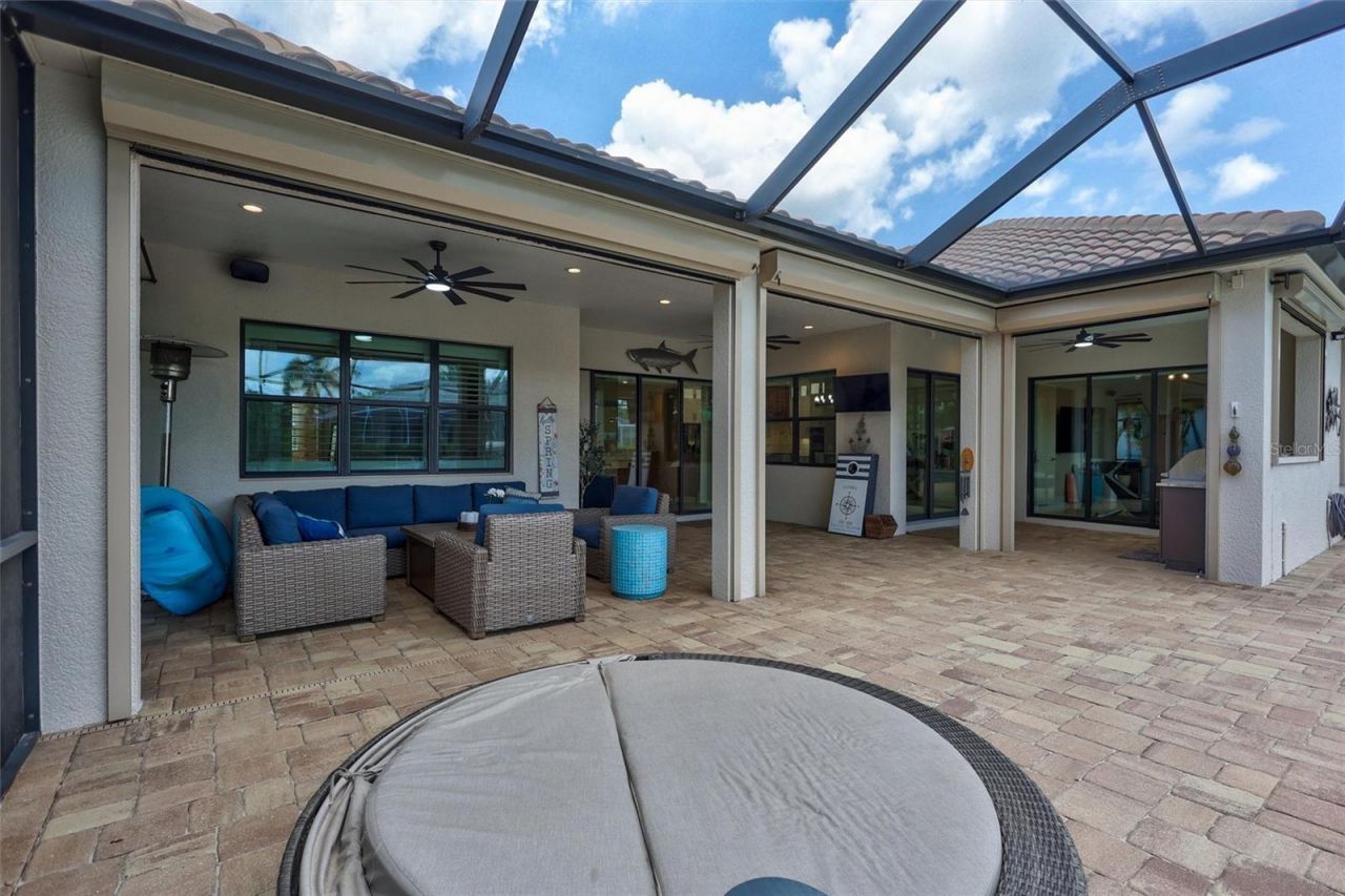591 Mast Drive, Bradenton, FL 34208 Photo