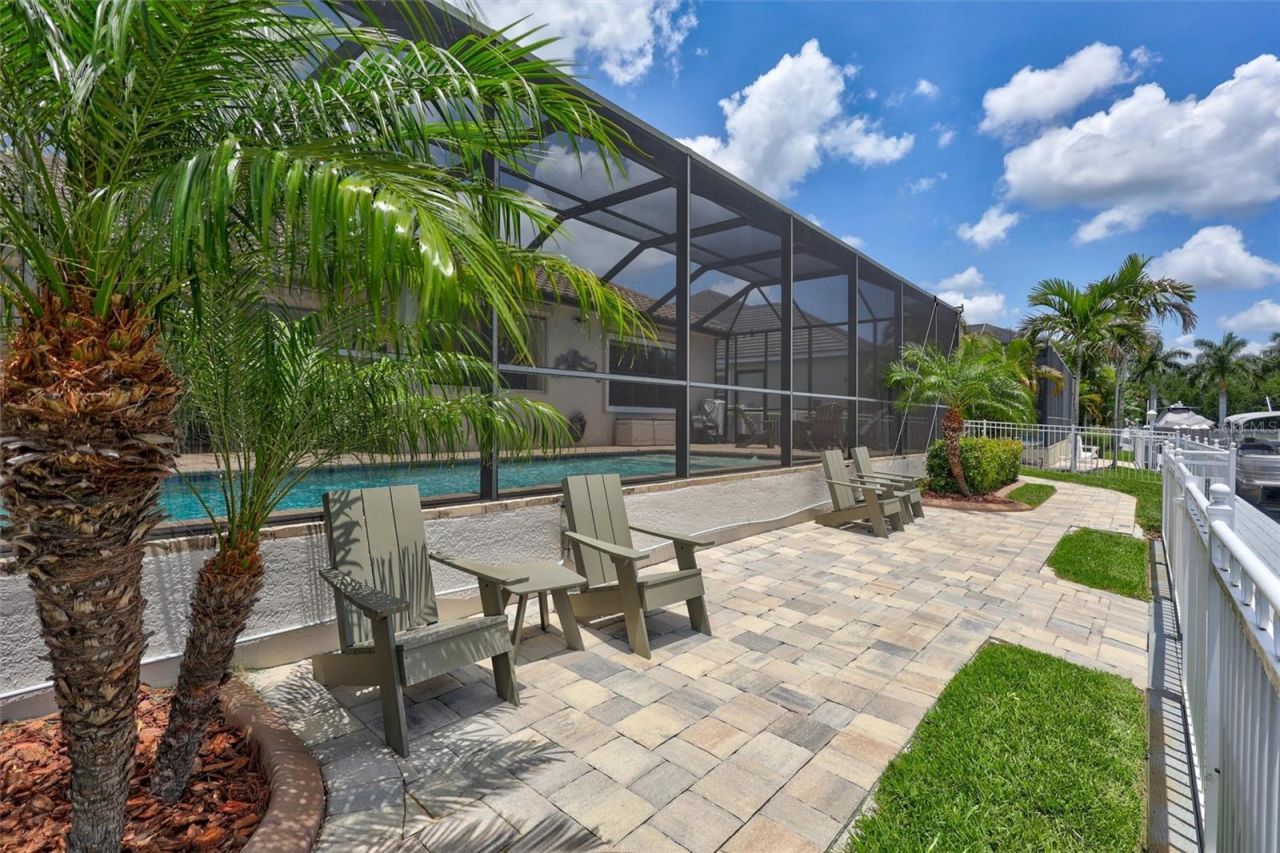 591 Mast Drive, Bradenton, FL 34208 Photo