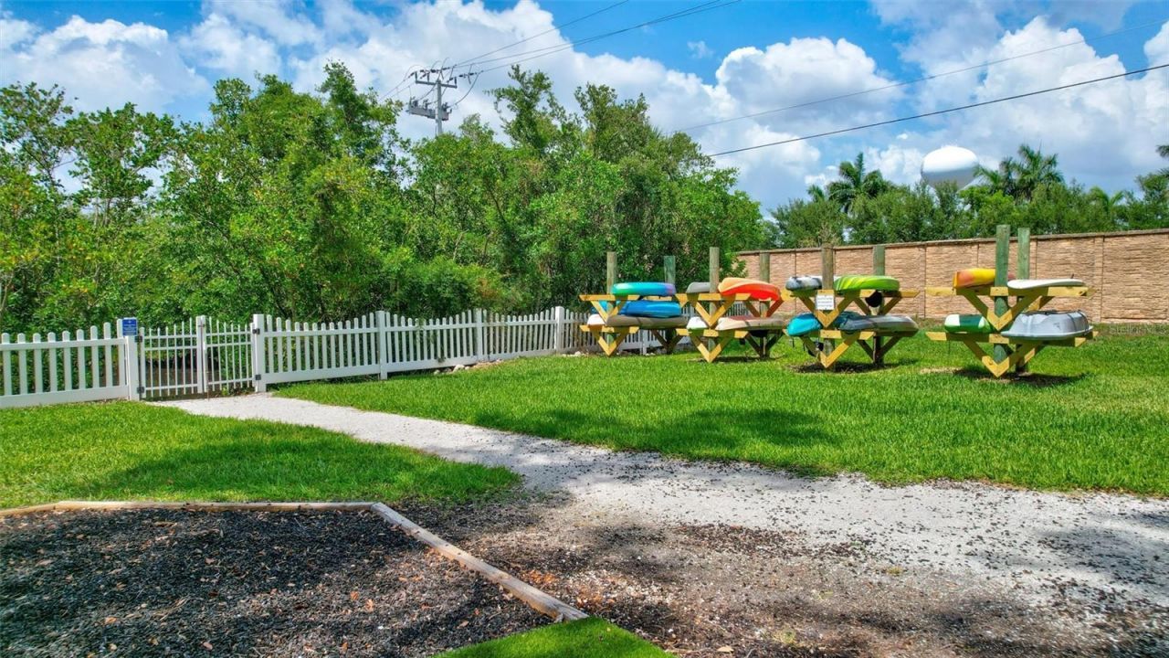 591 Mast Drive, Bradenton, FL 34208 Photo