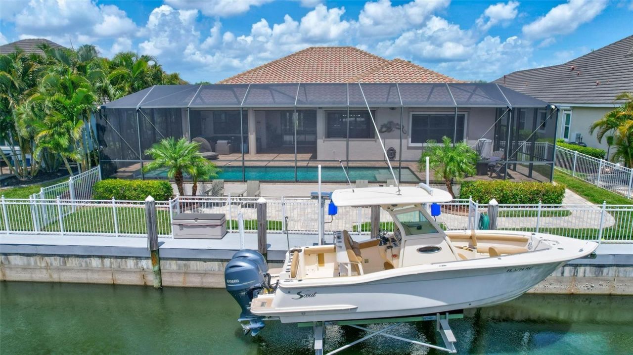 591 Mast Drive, Bradenton, FL 34208 Photo