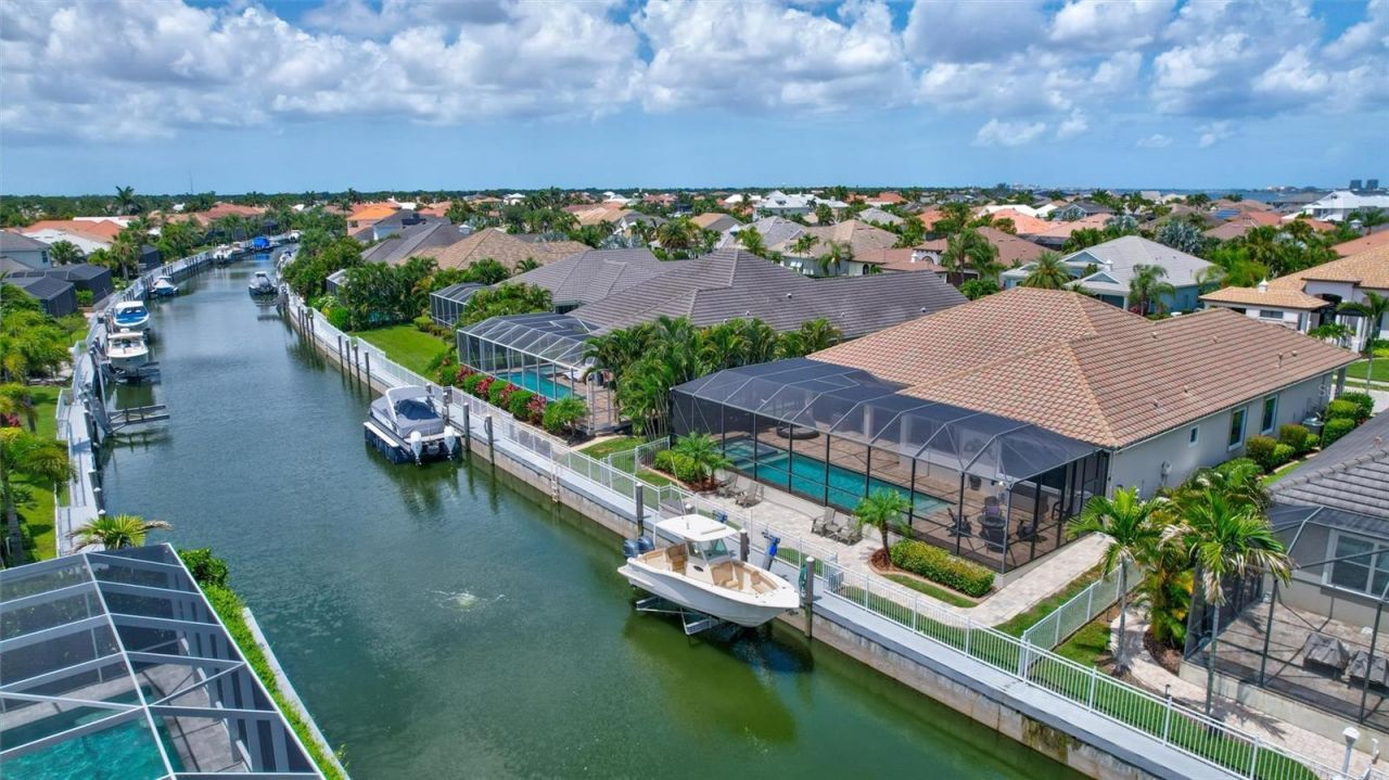 591 Mast Drive, Bradenton, FL 34208 Photo