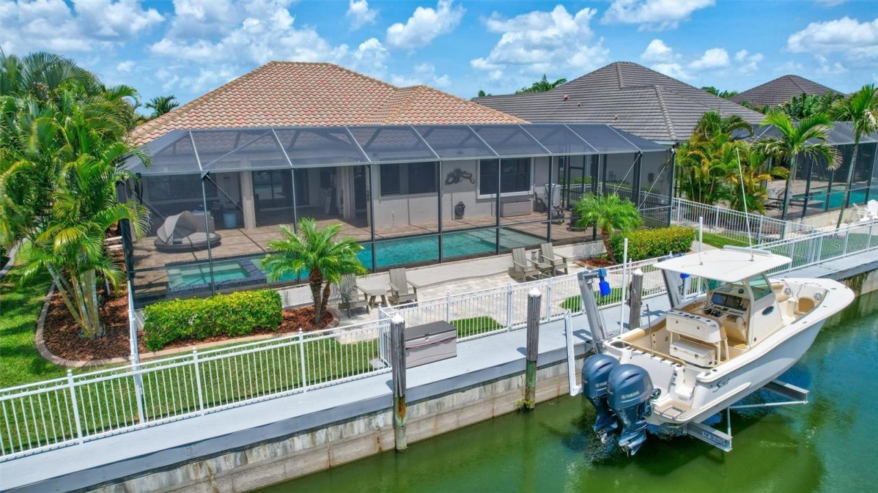 591 Mast Drive, Bradenton, FL 34208 Photo