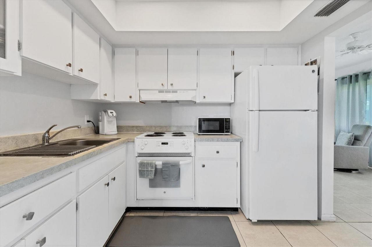 1815 Roxane Way, Unit 65, Sarasota, FL 34235 Photo