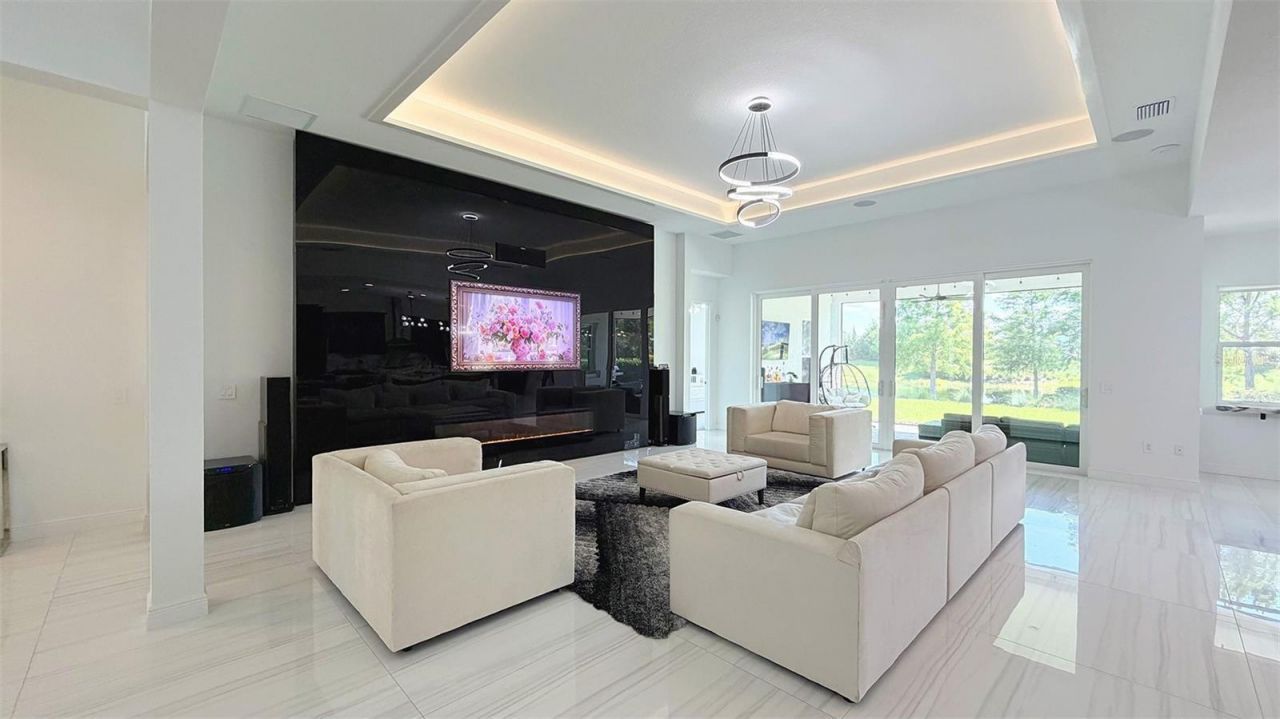 8294 Grande Shores Drive, Sarasota, FL 34240 Photo