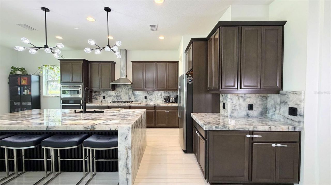 8294 Grande Shores Drive, Sarasota, FL 34240 Photo