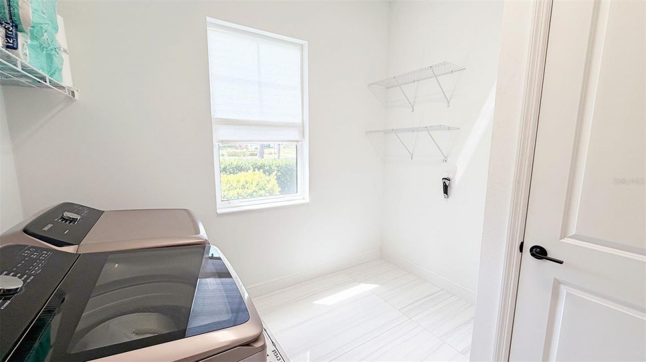 8294 Grande Shores Drive, Sarasota, FL 34240 Photo