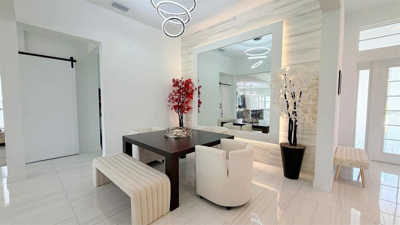 8294 Grande Shores Drive, Sarasota, FL 34240 Photo