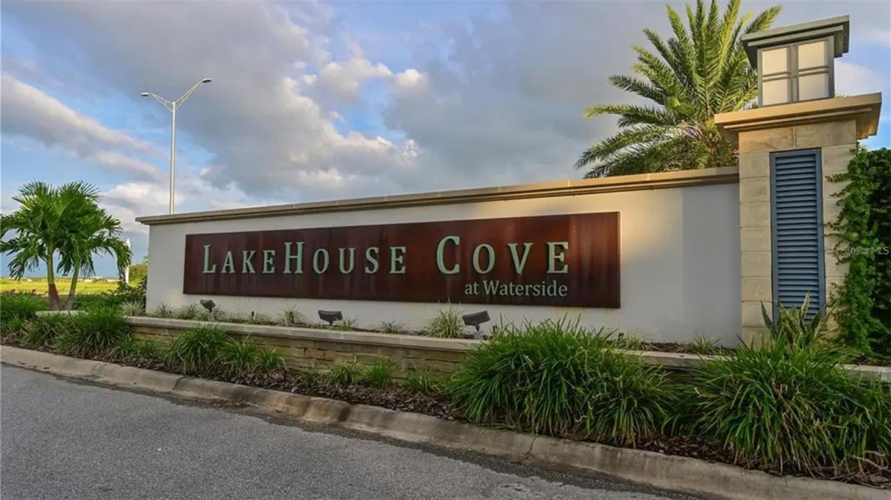 8294 Grande Shores Drive, Sarasota, FL 34240 Photo