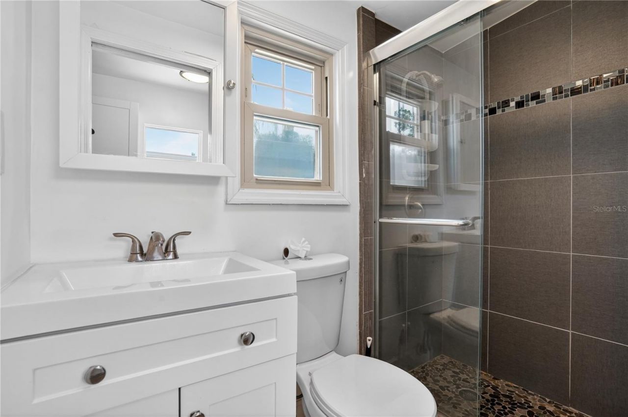 2403 Vermont Avenue E, Bradenton, FL 34208 Photo