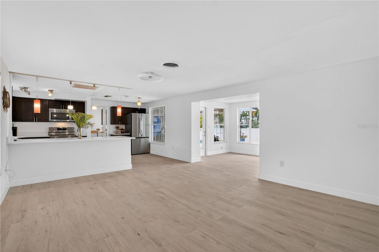 2403 Vermont Avenue E, Bradenton, FL 34208 Photo