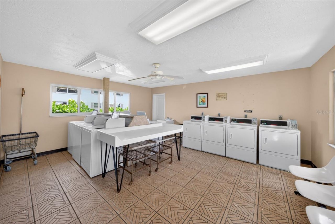 5800 Hollywood Boulevard, Unit 112, Sarasota, FL 34231 Photo